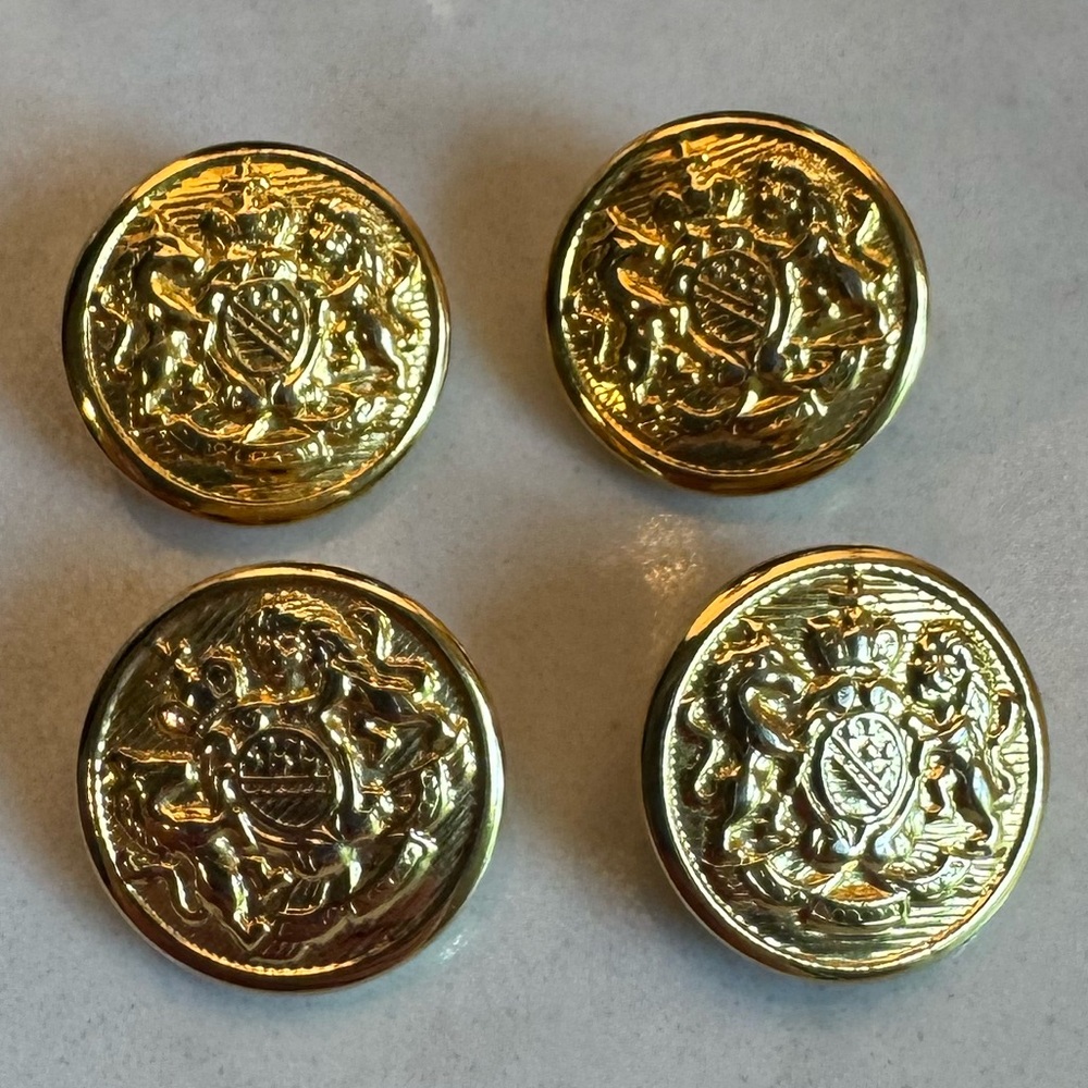 Vintage gold tone buttons, set of 4